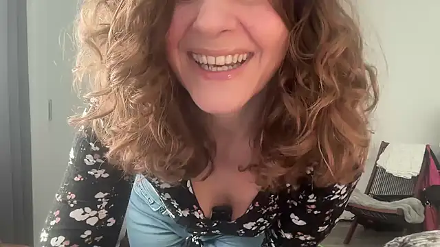 leahsparkles online show from March 2026 03:15:02 PM