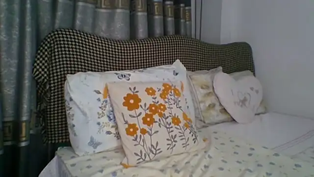 LeydiLi online show from July 2026 05:18:02 PM