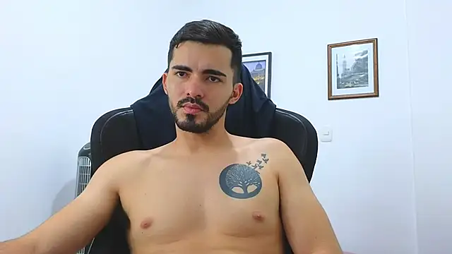 Massimoo 07 online show from January 2025 12:12:01 AM