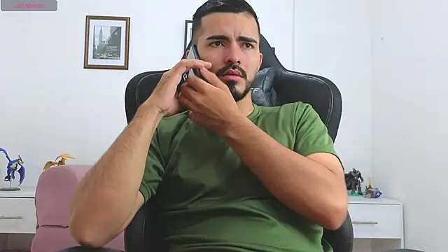 Massimoo 07 online show from September 2025 03:35:02 PM