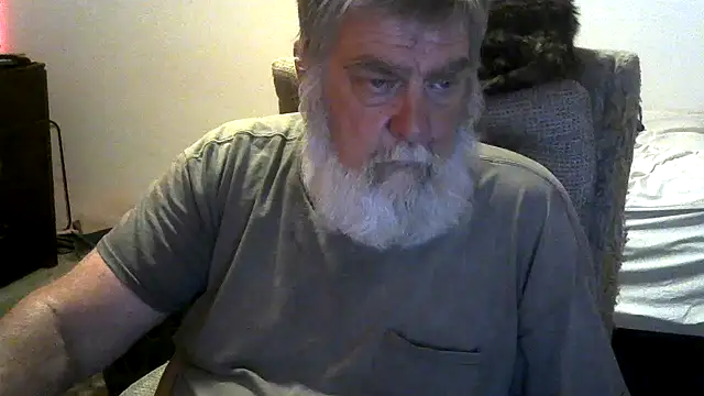 Snapshot of viejo_oso chatting on May 2026 07:17:02 AM viejo oso online show from May 2026 07:17:02 AM