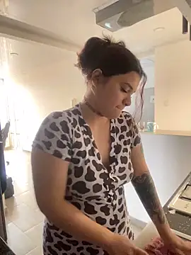 Sophia cyrus11 online show from January 2025 04:48:02 PM