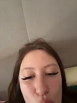 AndreaMood online show from June 2026 01:33:01 AM