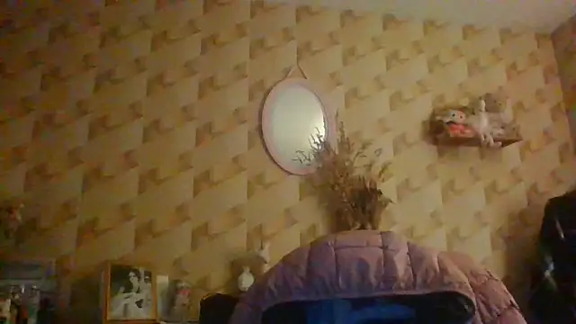 Snapshot of BELLAMORGANE1 chatting on December 2024 07:00:02 PM BELLAMORGANE1 online show from December 2024 07:00:02 PM