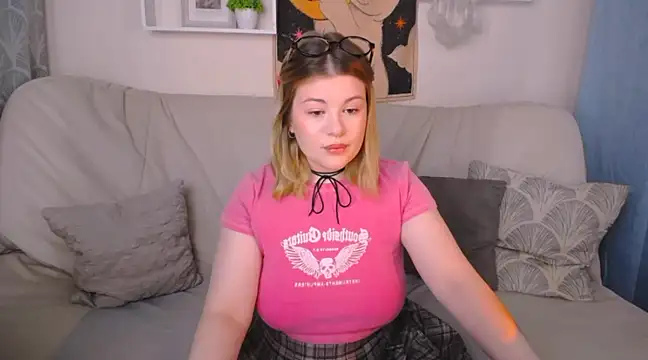 TessPleasure online show from January 2025 04:47:01 AM