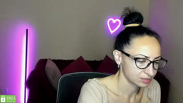 Arianasweety23 online show from September 2025 05:27:02 PM