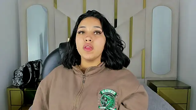 IsabellRodriguez18 online show from September 2025 03:17:02 AM