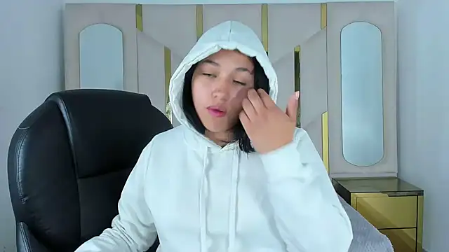 IsabellRodriguez18 online show from September 2025 03:21:01 AM