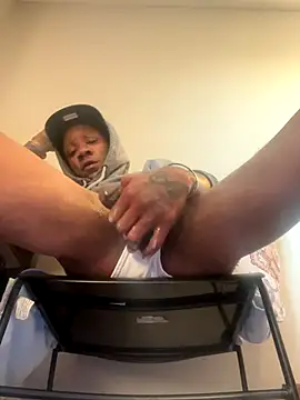 Snapshot of RicanDick4u chatting on December 2025 02:02:02 PM RicanDick4u online show from December 2025 02:02:02 PM