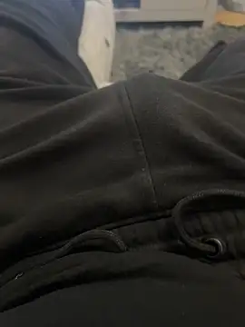 Snapshot of 22TT2295 chatting on October 2025 08:18:02 PM 22TT2295 online show from October 2025 08:18:02 PM