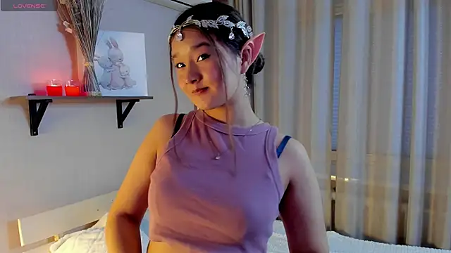 Maekko online show from March 2025 01:40:02 PM