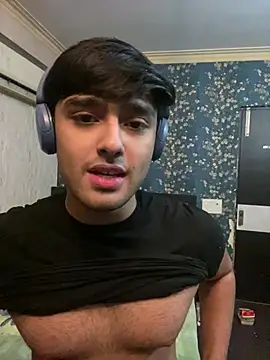 Snapshot of sunny49477 chatting on January 2025 02:42:02 PM sunny49477 online show from January 2025 02:42:02 PM