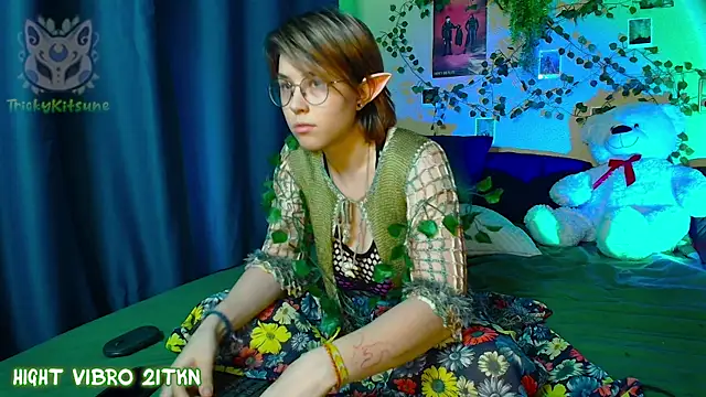 Snapshot of TrickyKitsune chatting on May 2026 02:57:02 PM TrickyKitsune online show from May 2026 02:57:02 PM