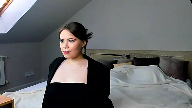 EricaElliott online show from March 2025 11:40:01 AM