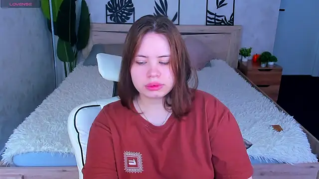 EricaElliott online show from April 2026 03:04:02 AM
