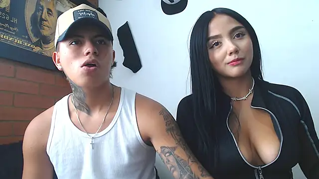 Snapshot of Thiago_x_Sahara chatting on December 2024 05:33:02 PM Thiago x Sahara online show from December 2024 05:33:02 PM