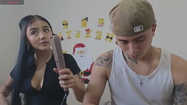 Snapshot of Thiago_x_Sahara chatting on December 2025 01:09:02 PM Thiago x Sahara online show from December 2025 01:09:02 PM