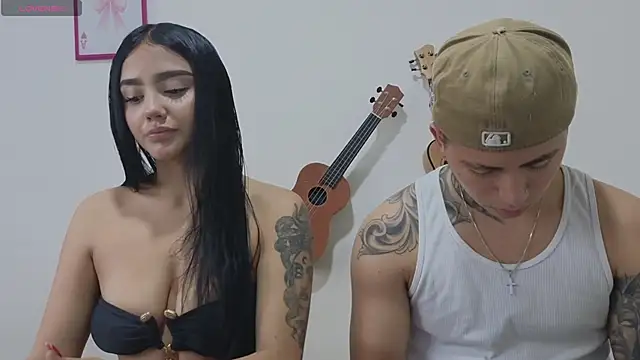 Snapshot of Thiago_x_Sahara chatting on January 2026 11:46:02 AM Thiago x Sahara online show from January 2026 11:46:02 AM