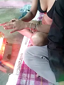 Coupleshow47 online show from November 2025 10:41:02 PM