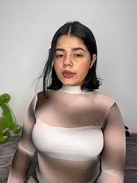 pretty angela1 online show from February 2025 01:45:01 AM