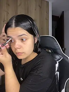 pretty angela1 online show from December 2025 02:18:01 AM