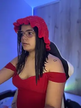 pretty angela1 online show from May 2026 11:32:01 PM