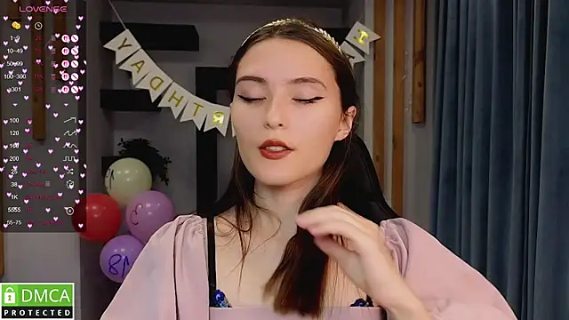 Snapshot of niki_cutes chatting on September 2025 01:05:02 AM niki cutes online show from September 2025 01:05:02 AM