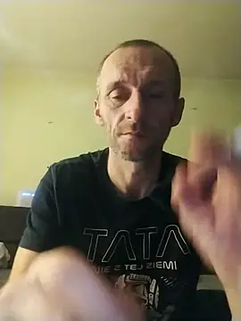 krecik1988 online show from October 2025 07:25:02 PM