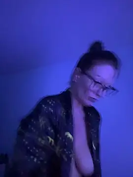 AlessasRoom online show from May 2026 03:46:02 AM