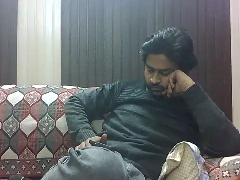 indihotguy online show from December 2025 06:46:02 PM