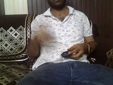 Snapshot of indihotguy chatting on April 2026 02:12:02 PM indihotguy online show from April 2026 02:12:02 PM