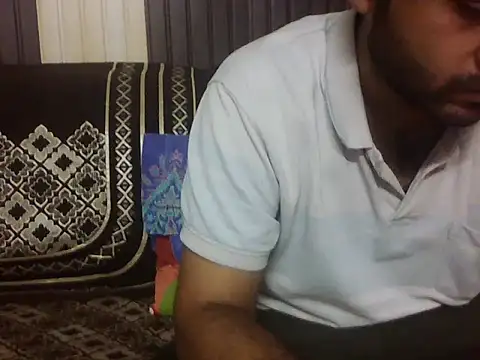 Snapshot of indihotguy chatting on May 2026 04:04:02 PM indihotguy online show from May 2026 04:04:02 PM