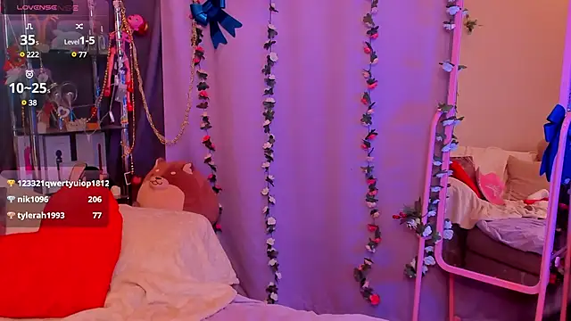 AliceOfWonders online show from January 2025 08:54:01 AM