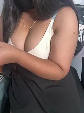 tanvihot2 online show from July 2026 04:35:02 PM