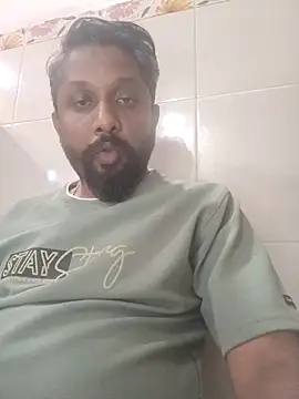 Snapshot of carria_homes chatting on March 2025 09:49:02 AM carria homes online show from March 2025 09:49:02 AM