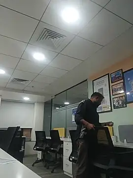 Snapshot of carria_homes chatting on February 2026 02:17:02 PM carria homes online show from February 2026 02:17:02 PM