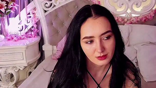 Snapshot of KimKhallifa chatting on February 2026 05:25:02 AM KimKhallifa online show from February 2026 05:25:02 AM