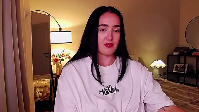 KimKhallifa online show from July 2026 08:11:01 PM