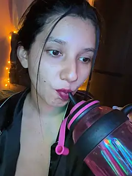 Snapshot of emmariders2 chatting on February 2026 09:13:01 AM emmariders2 online show from February 2026 09:13:01 AM