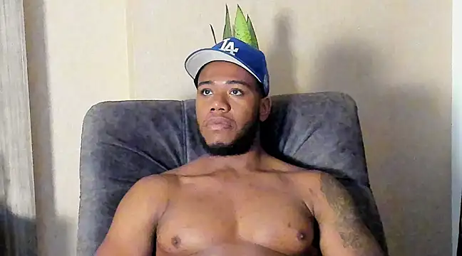 benjamincol online show from February 2025 01:47:01 AM