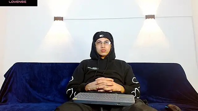 Br4ndxpimm online show from October 2025 01:22:02 PM