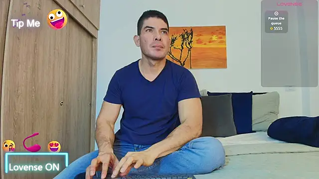 Snapshot of Andrewstelle_coleman chatting on September 2025 03:28:01 AM Andrewstelle coleman online show from September 2025 03:28:01 AM