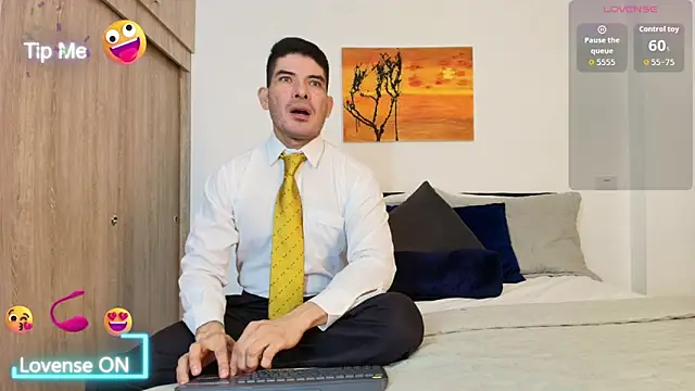 Snapshot of Andrewstelle_coleman chatting on November 2025 04:52:01 PM Andrewstelle coleman online show from November 2025 04:52:01 PM