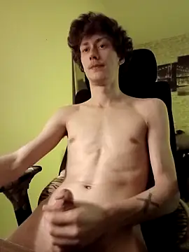 Snapshot of HalloMarcy chatting on November 2025 04:44:01 PM HalloMarcy online show from November 2025 04:44:01 PM