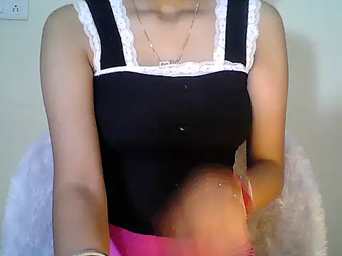 Snapshot of Naughty_Nayra chatting on September 2025 03:05:01 PM Naughty Nayra online show from September 2025 03:05:01 PM