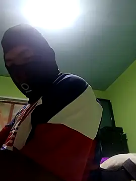 Snapshot of chinoxxx chatting on February 2025 08:37:01 PM chinoxxx online show from February 2025 08:37:01 PM