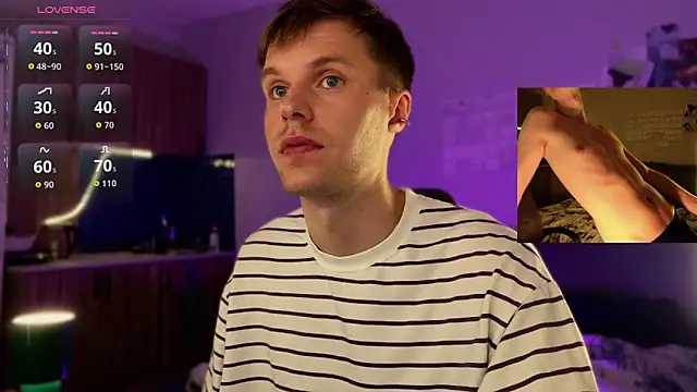 Snapshot of Leonnextdoor chatting on March 2026 03:59:01 PM Leonnextdoor online show from March 2026 03:59:01 PM