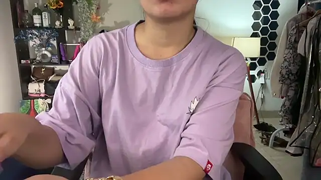 Snapshot of roseofvenom chatting on February 2026 06:36:02 PM roseofvenom online show from February 2026 06:36:02 PM