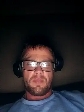 Snapshot of Tykessler34 chatting on October 2025 08:59:01 AM Tykessler34 online show from October 2025 08:59:01 AM