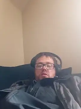 Snapshot of Tykessler34 chatting on October 2025 05:36:01 PM Tykessler34 online show from October 2025 05:36:01 PM